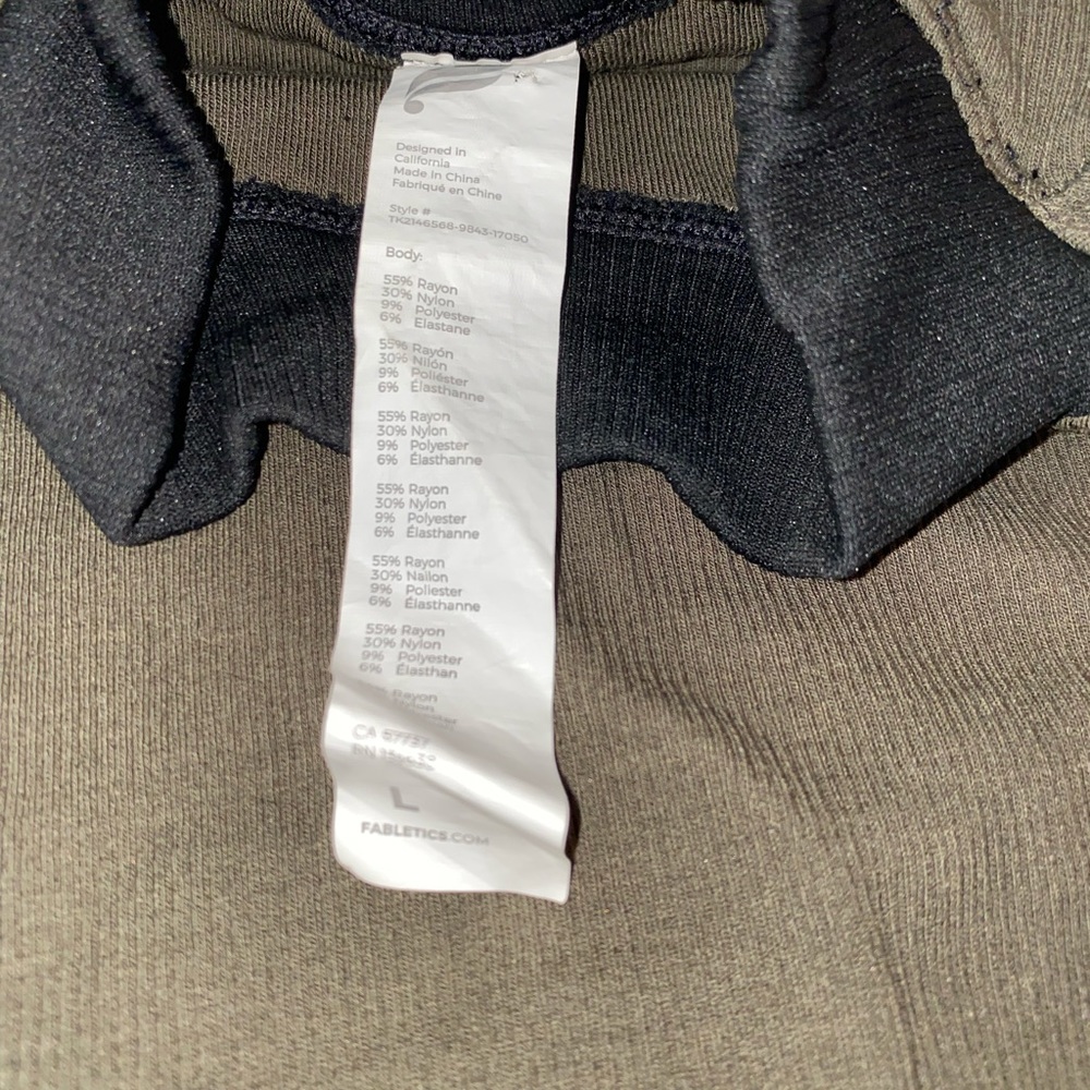 Fabletics High Neck Top - Picture 2 of 2